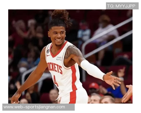 斯波点评韦尔与戈贝尔对决表现称其会调整并已明显进步 斯波点评韦尔与戈贝尔对决表现称其会调整并已明显进步