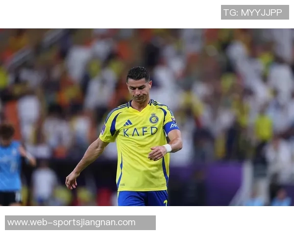 沙特媒体人爆料C罗自认是球队问题根源或将申请一个月休假 沙特媒体人爆料C罗自认是球队问题根源或将申请一个月休假